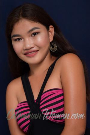 202798 - Rubelyn Age: 21 - Philippines