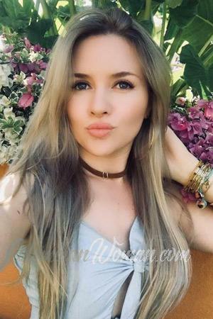 Colombian Woman | Meet Single Colombian Women